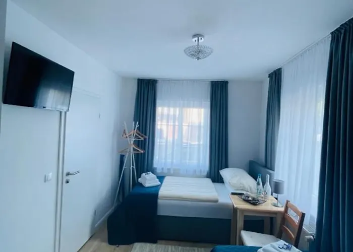 Aparts4ring 10, * 尼尔堡